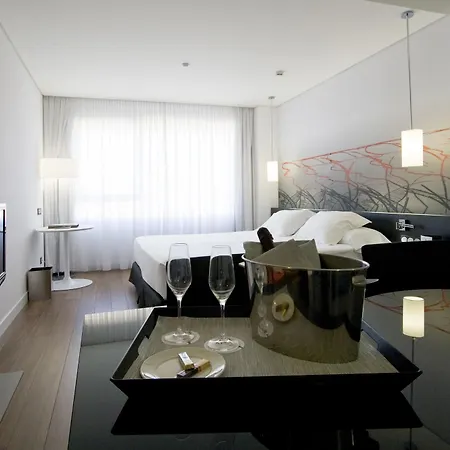 Axor Barajas Hotel