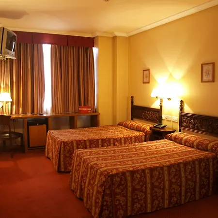 Hotel Don Luis 3*