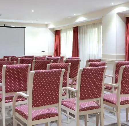 Senator Castellana Hotel
