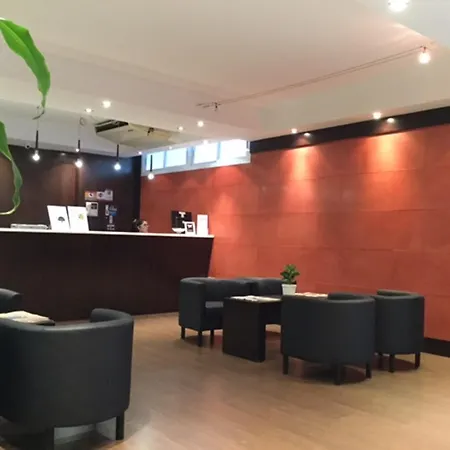 珀蒂宫阿图罗索里亚阿尔卡拉酒店