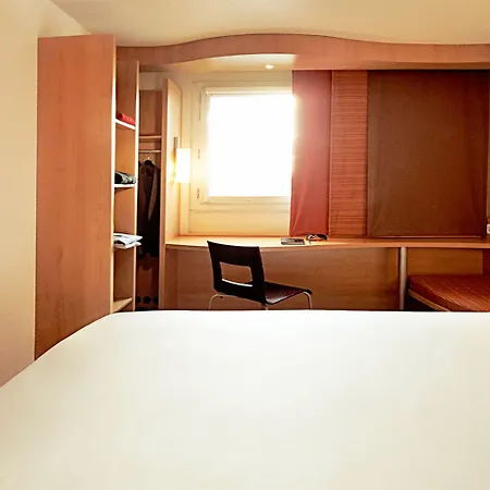酒店 Ibis Aeropuerto Barajas 马德里