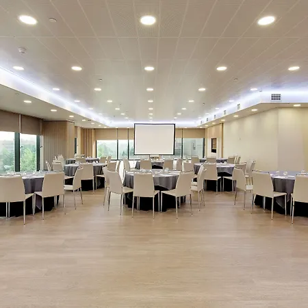 Hotel Melia Avenida De America 4*