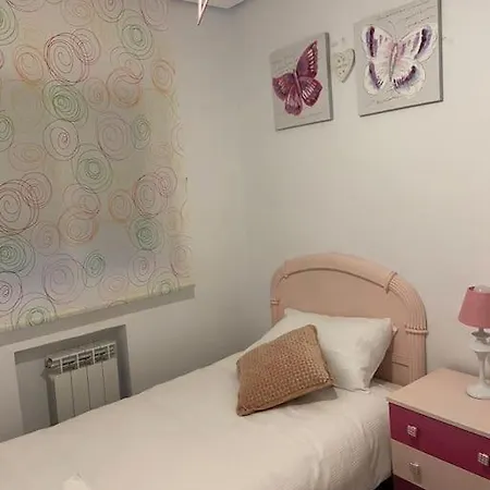 Apartamento Ciudad Lineal Reciente Reforma * Madrid