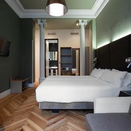 Hotel Petit Palace Lealtad Plaza
