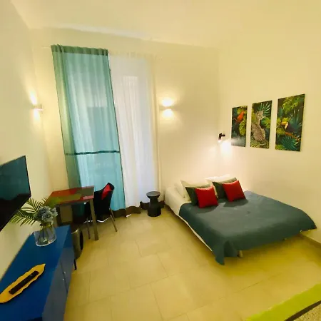 Apartment Puzzle Sol *