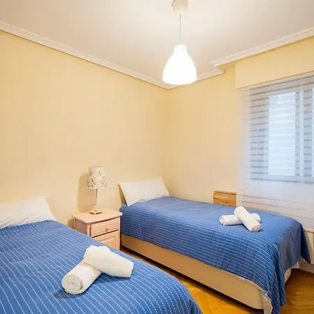 Apartamento Zona Residencial, Seguridad 24h/dia. *