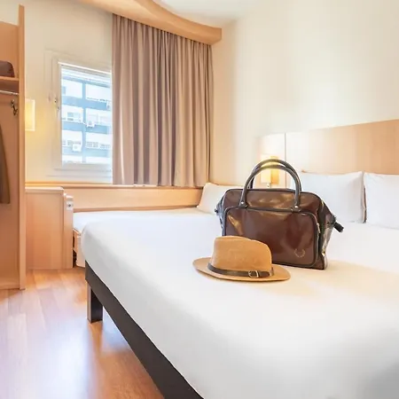 Ibis Calle Alcala Hotel *