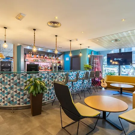 Ibis Calle Alcala Hotel *
