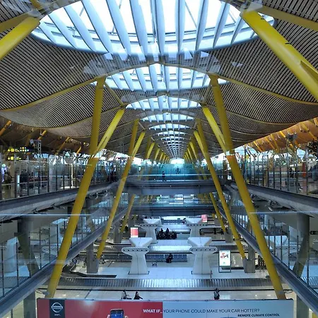 Clement Barajas Hotel 4*