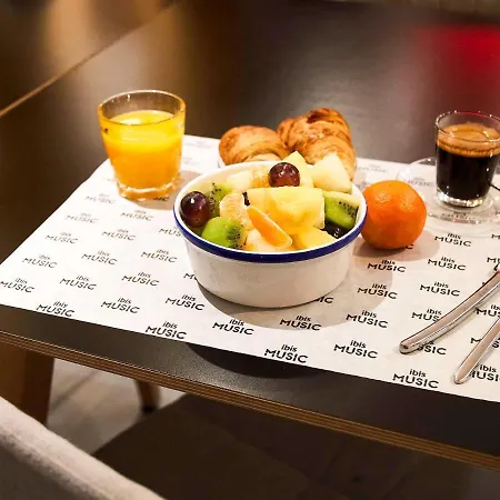 Ibis Calle Alcala Hotel *