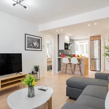 Dobohomes - Argenta Apartamento *