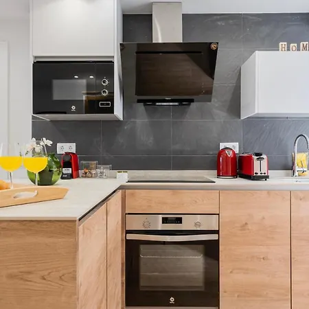Dobohomes - Argenta Apartamento *
