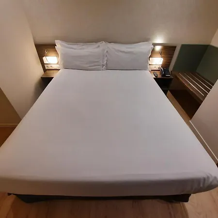 Hellosky Air Hotel