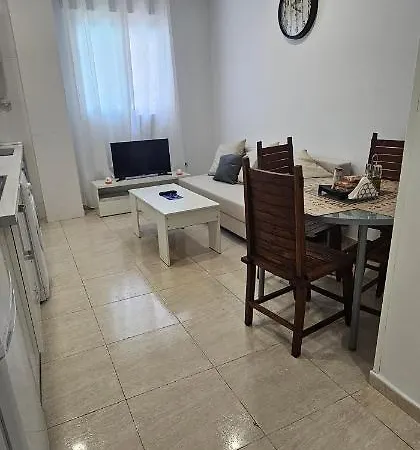 Apartamento Apto Tanez Plaza Toros Ventas, A