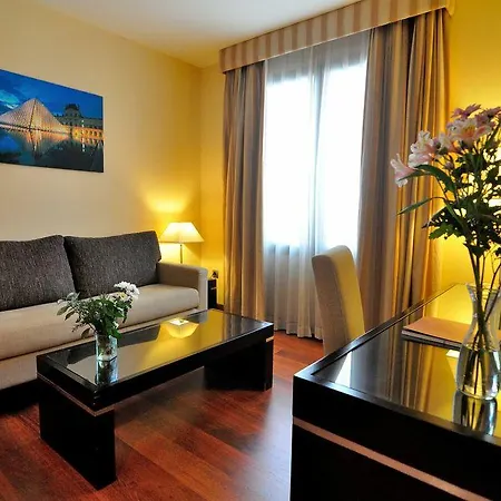 Clement Barajas Hotel Madryt