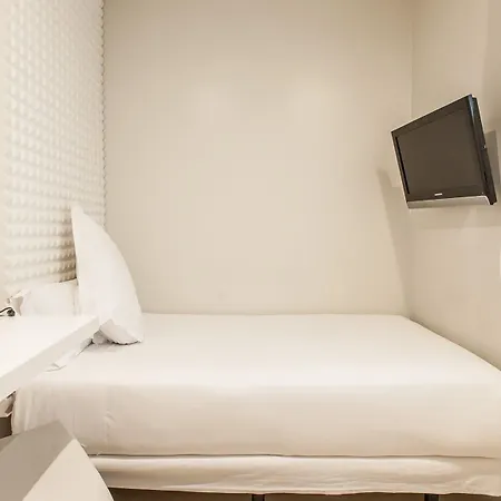 Hotel Urbansea Atocha 113 *