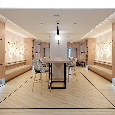 Hotel Melia Avenida De America Madryt