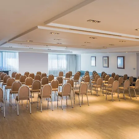 Hotel Alameda Aeropuerto, Affiliated By Meliá