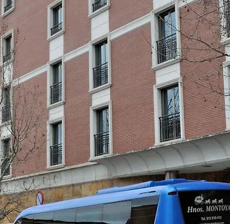 Hotel Clement Barajas 4*