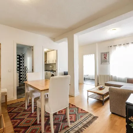 Apartment En Plaza De Ventas