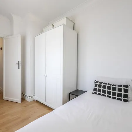 Apartment En Plaza De Ventas