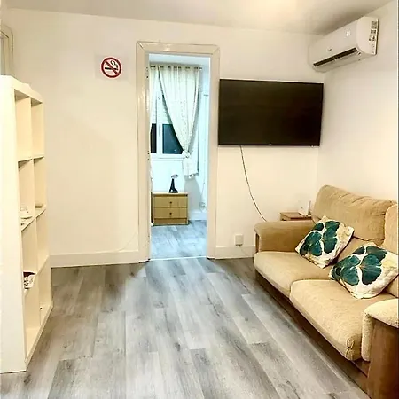 Bonito Apartamento. Estadio Wanda - Metro Sanblas Apartment *