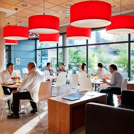 Travelodge Torrelaguna Hotel