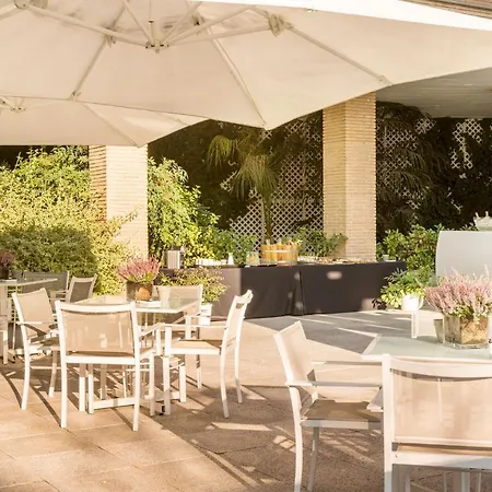 Ilunion Pio Xii Hotel