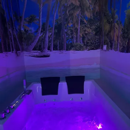 Con Jacuzzi Y Bano Privado Guest house Madrid