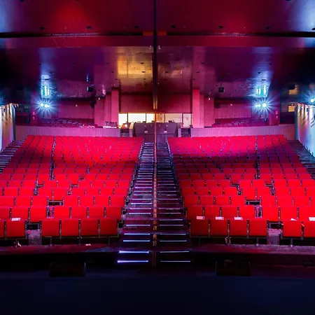 Отель Marriott Auditorium & Conference Center 4*
