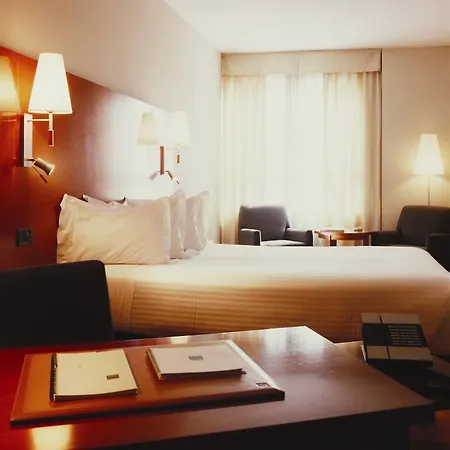 Ac Avenida De America By Marriott Hotel 3*