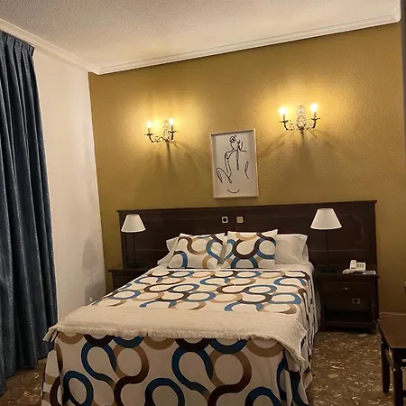 Pensionat Sonsoles Madrid-centro 2*