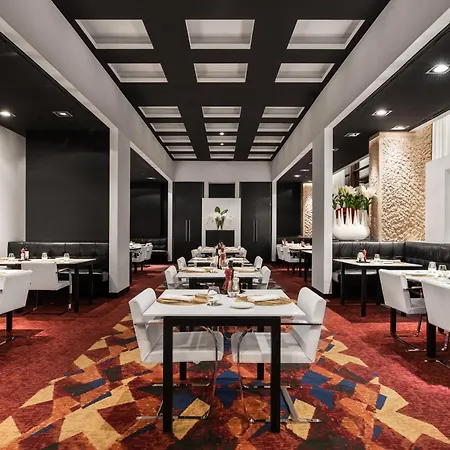 Hilton Airport Hotel