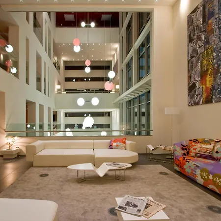 Hotel Axor Feria 4*