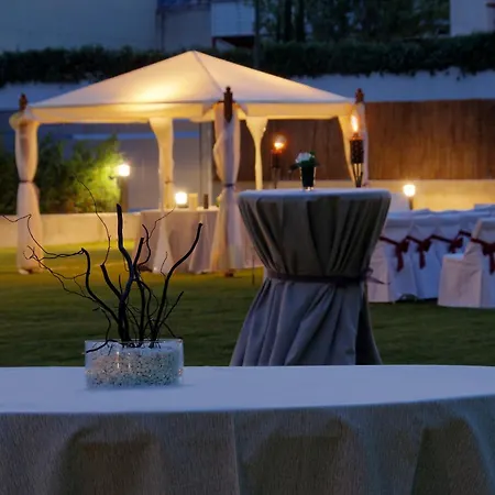 Hotel Axor Feria