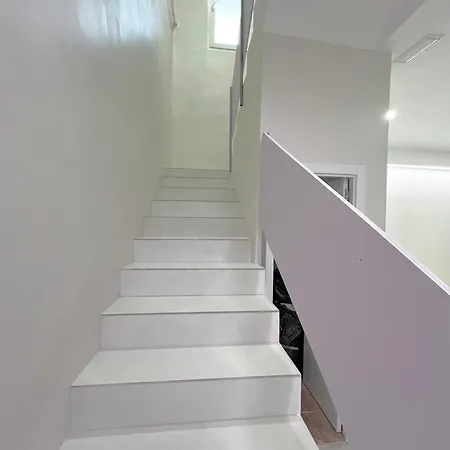 Oasis Hostel *