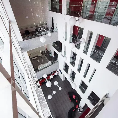 Hotel Axor Feria 4*
