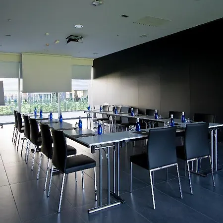 Hotel Axor Feria 4*