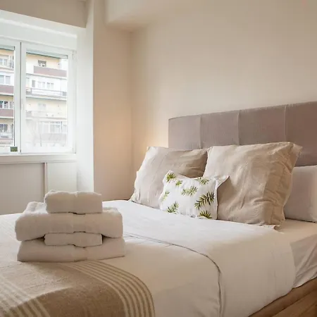 Modern 2 Bed Near Las Ventas Madrid