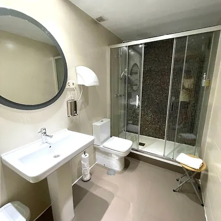 Fernandez Atocha Guest house *