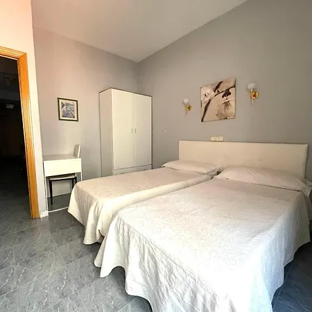 Guest house Fernandez Atocha Madrid