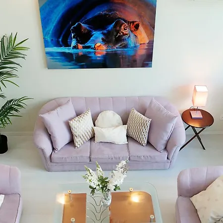 Oshun Sanchinarro Apartment *
