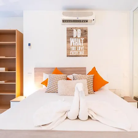 Oshun Sanchinarro Apartment *