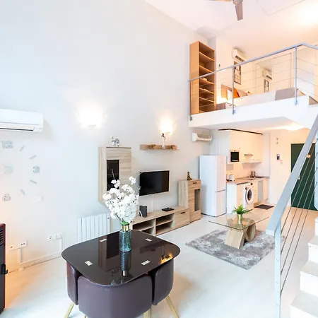 Oshun Sanchinarro Apartment