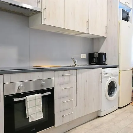 Apartment For Acogedor Temporal De En Fuencarral Ija78 *