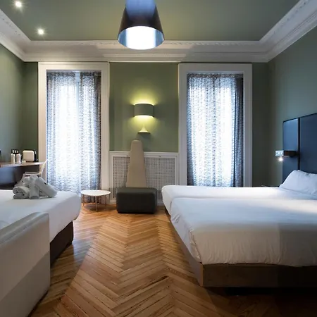 Hotel Petit Palace Lealtad Plaza Madryt