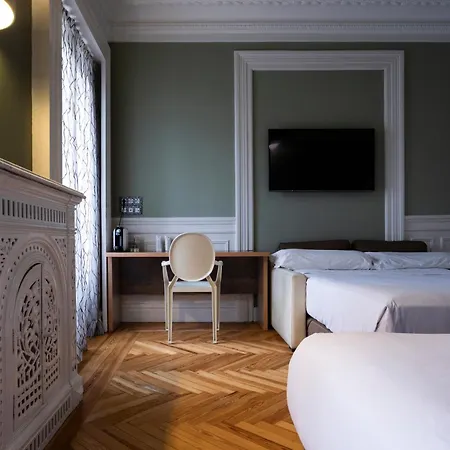 Petit Palace Lealtad Plaza 4* Madryt