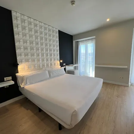Urbansea Atocha 113 Hotel Madrid
