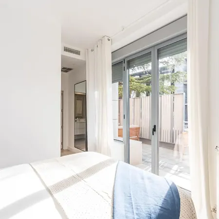 Avenida De San Luis 25, Design And Comfort In The True Style Of Madrid, Book Your Getaway Now! * Madrid