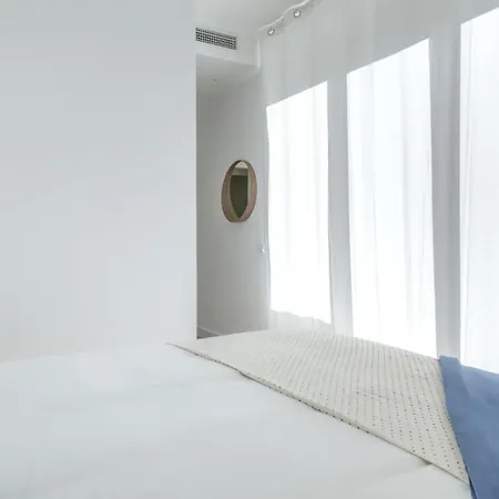 Avenida De San Luis 25, Design And Comfort In The True Style Of Madrid, Book Your Getaway Now! Apartamento